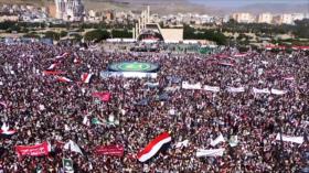 Miles de yemeníes marchan en Saná en apoyo a su revolución popular