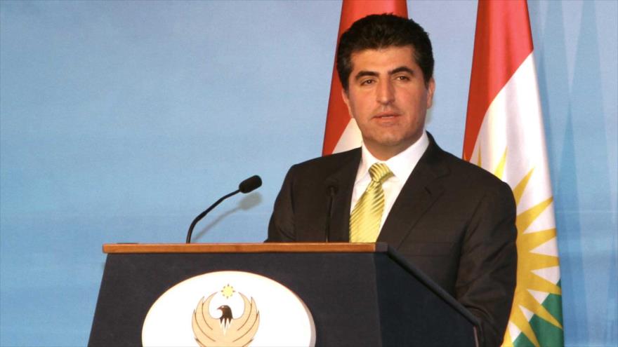 El primer ministro de la región del Kurdistán de Irak, Nechirvan Barzani, en una conferencia de prensa.
