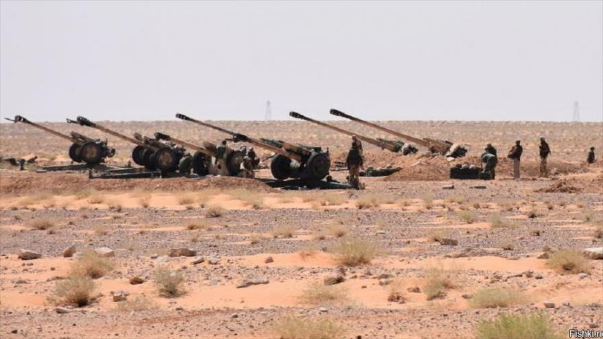 Soldados rusos especialistas en el uso unidades de artillería desplegados en el este de Siria.