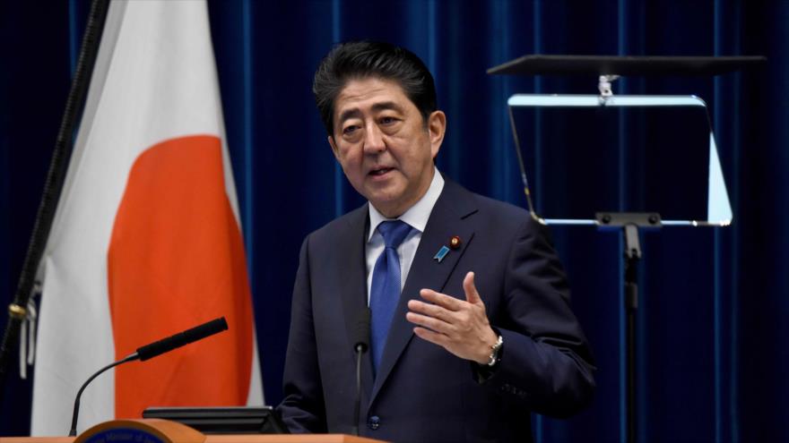 El primer ministro japonés, Shinzo Abe, ofrece una rueda de prensa en Tokio, capital nipona, 25 de septiembre de 2017.
