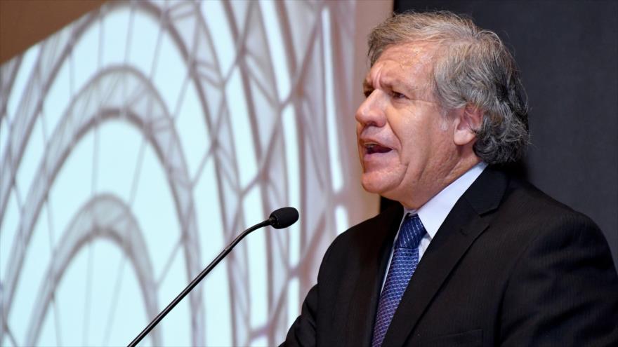 El secretario general de la OEA, Luis Almagro, habla en un foro en San José, 12 de septiembre de 2017.