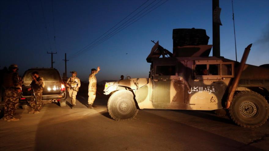 Las fuerzas de seguridad de Afganistán en el sitio de un ataque y tiroteo entre los talibanes y fuerzas afganas en Kabul, 27 de septiembre de 2017.
