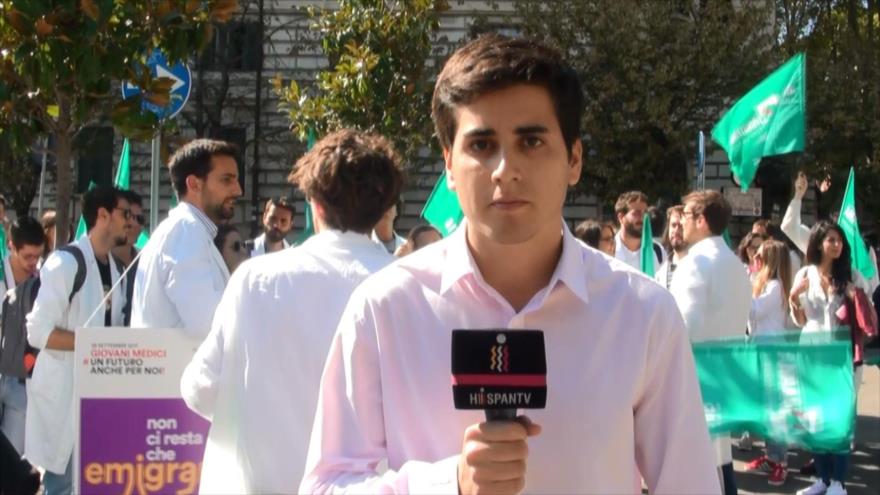 Jóvenes médicos italianos denuncian falta de opciones laborales