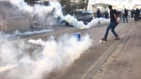 Fuerzas bahreiníes atacan a dolientes chiíes en el Día de Ashura