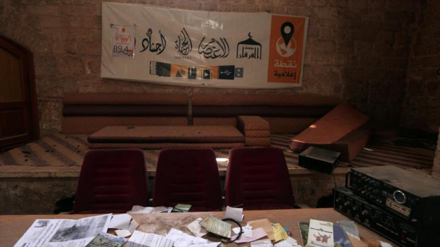 Un centro mediático del grupo terrorista EIIL (Daesh, en árabe) en Manbiy, noroeste de Siria.