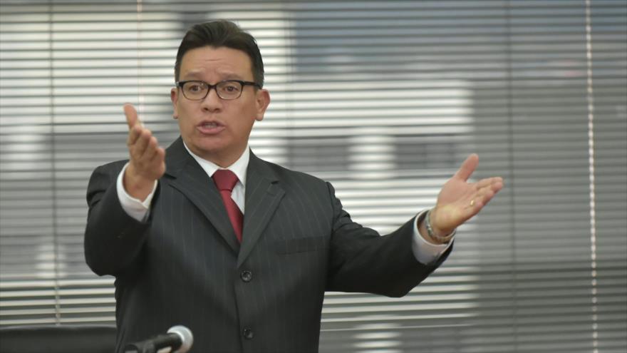 El juez Miguel Jurado emite una orden de prisión preventiva para el vicepresidente ecuatoriano, Jorge Glas, Quito, 2 de octubre de 2017.
