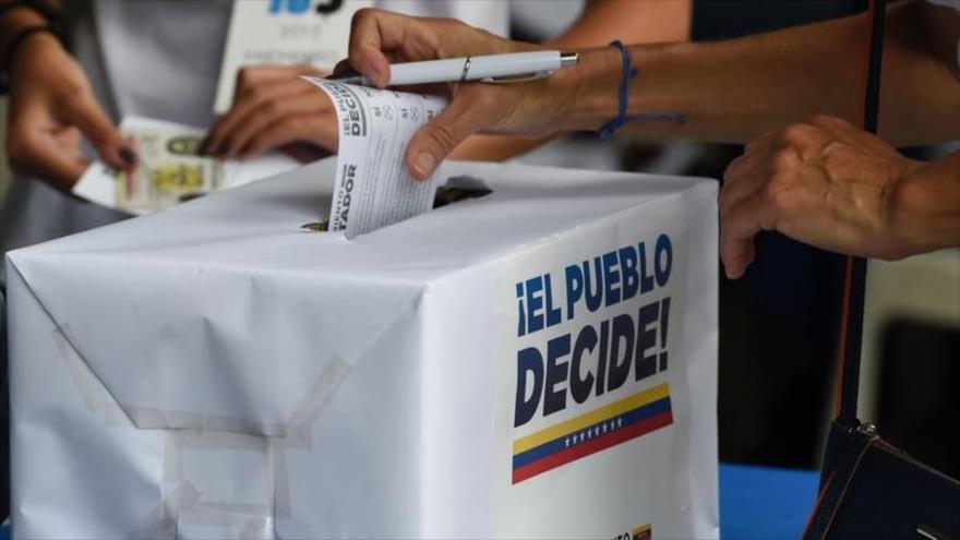 Oficialismo y oposición de Venezuela se medirán el 15 de octubre en elecciones regionales.