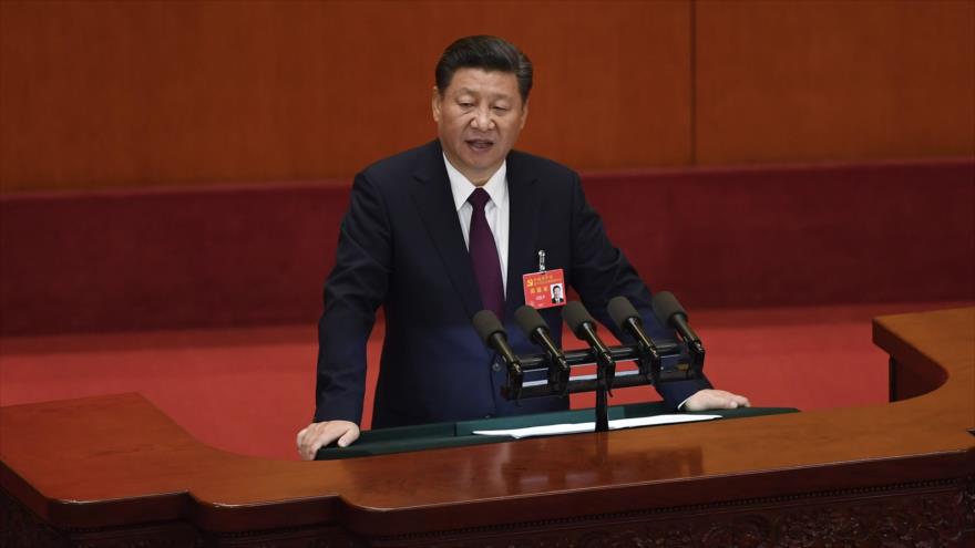 El presidente de China, Xi Jinping, habla en la 19ª asamblea del Partido Comunista de China (PCC) en Pekín (capital), 18 de octubre de 2017.