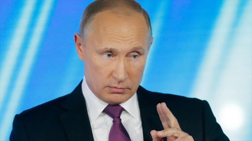 El presidente ruso, Vladimir Putin, habla en la 14ª reunión anual del club internacional de debates Valdái en Sochi (sur), 19 de octubre de 2017.
