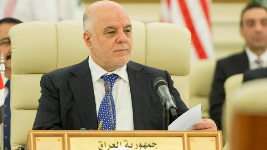 El primer ministro de Irak, Haidar al-Abadi, en una reunión con autoridades saudíes y estadounidenses, 22 de octubre de 2017.