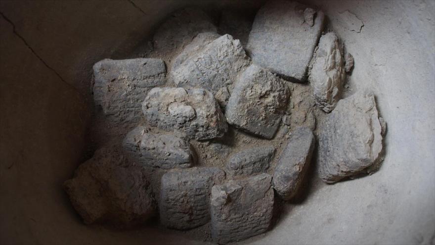 Tablillas cuneiformes del Imperio asirio encontrado en Kurdistán iraquí, 23 de octubre de 2017.