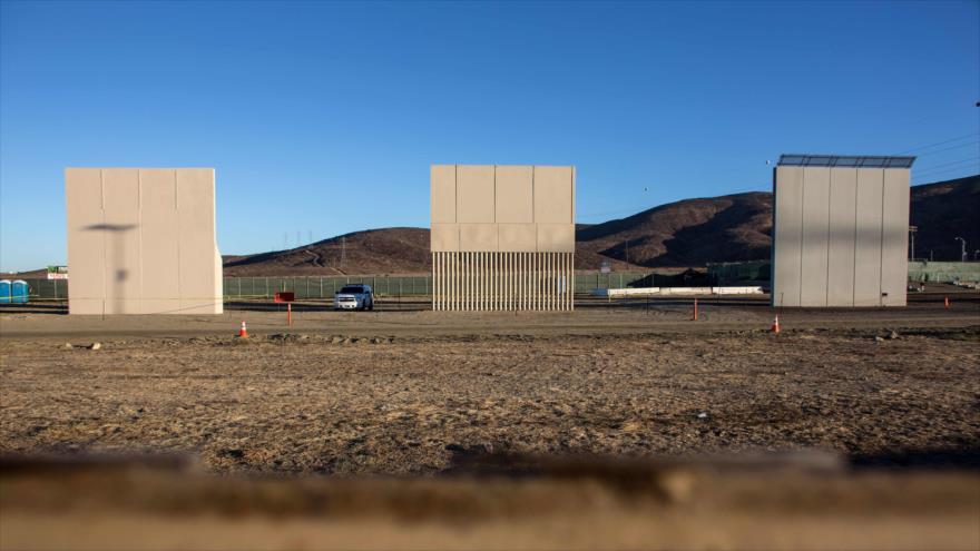 Preparados, 8 prototipos de muro fronterizo de Trump