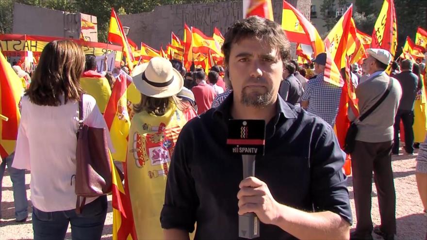 Miles de personas se movilizan en Madrid por la unidad de España