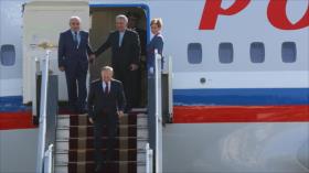 Presidente ruso arriba en Irán para una visita oficial