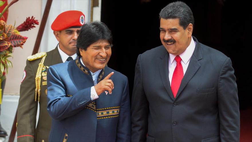 El presidente venezolano, Nicolás Maduro, y su par boliviano, Evo Morales, en el Palacio Presidencial de Miraflores, en Caracas, 5 de marzo de 2017.