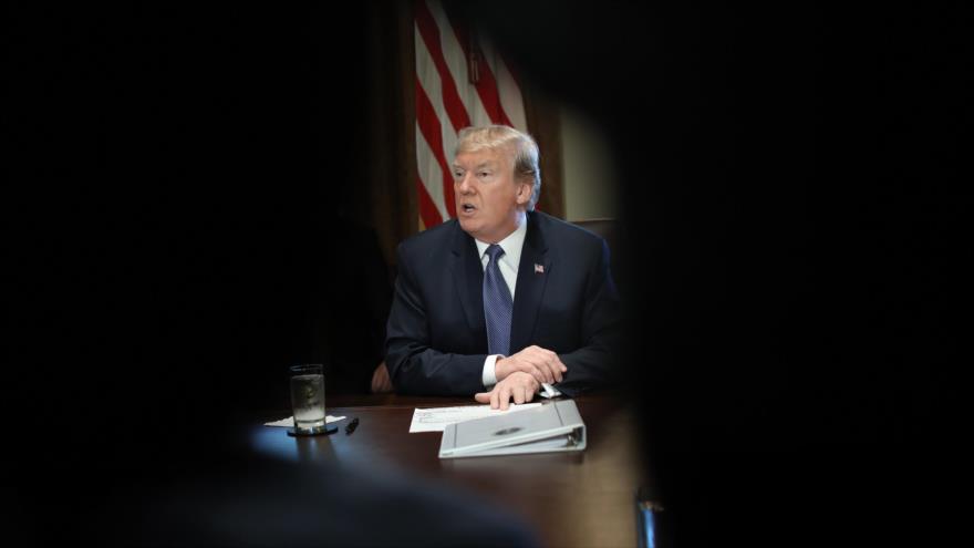 El presidente de EE.UU., Donald Trump, durante una sesión de su gabinete, 1 de noviembre de 2017.