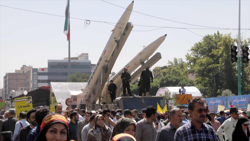 Los misiles balísticos iraníes ‘Zolfaqar’, durante una marcha por el Día de Al-Quds en Teherán, la capital persa, 23 de junio de 2017.