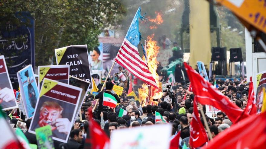 Iraníes marchan en 38º aniversario de toma de embajada de EEUU