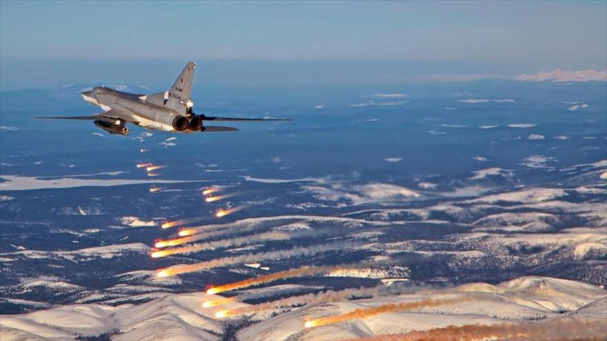 Bombarderos rusos atacan a Daesh en la frontera sirio-iraquí