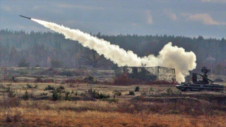 Las Fuerzas Armadas de Ucrania dispararon misiles antiaéreos en la frontera con Crimea, 3 de noviembre de 2017.