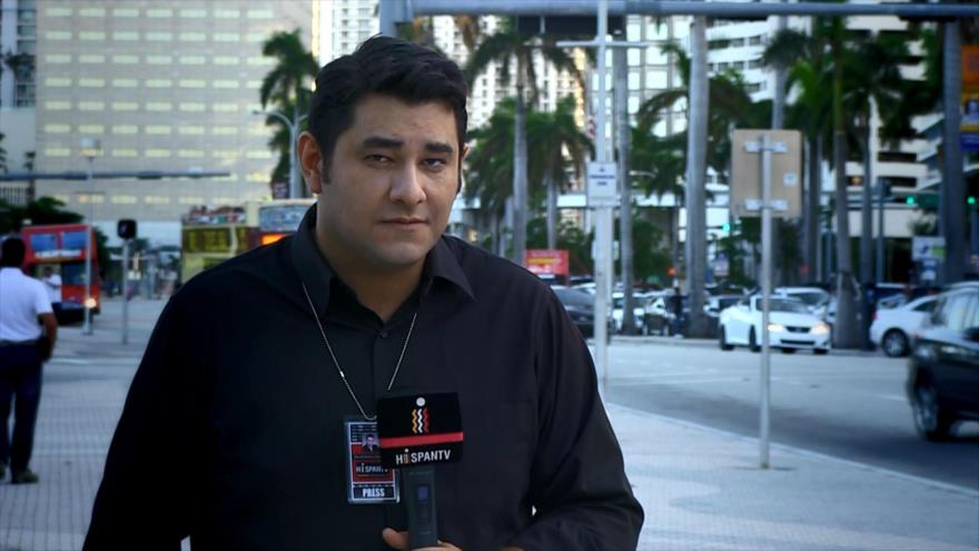Marcha de Máscaras y Anónimos contra Donald Trump en Miami