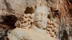 Irán - 1. La cueva de Shapur 2. Chabahar en Sistán y Baluchistán 3. Chador Shab