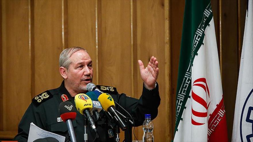 El general de división Yahya Rahim Safavi, asesor para Asuntos Militares del Líder de la Revolución Islámica de Irán, en un acto oficial en Teherán.