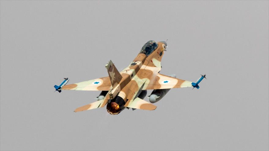 Un caza F-15 del ejército israelí en una maniobra militar en la base aérea de Ovda, 8 de noviembre de 2017.