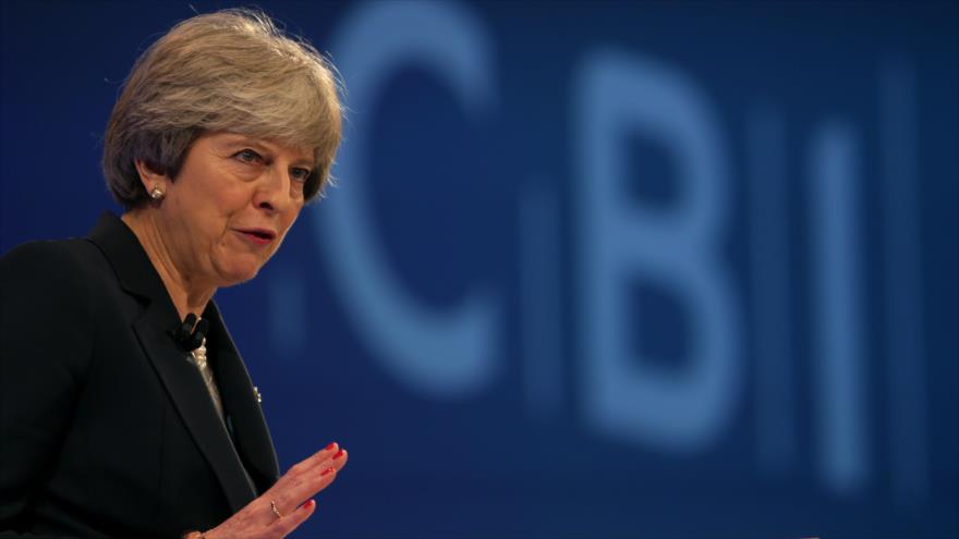Premier británica, Theresa May, ofrece un discurso ante la Confederación de la Industria Británica (CBI) en Londres, la capital, 6 de noviembre de 2017.