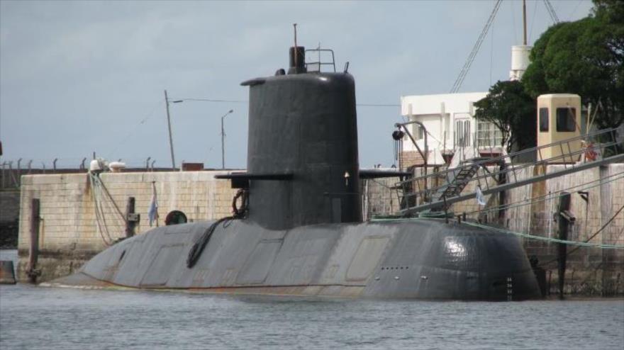 El submarino ARA San Juan de la Fuerza Armada de Argentina.