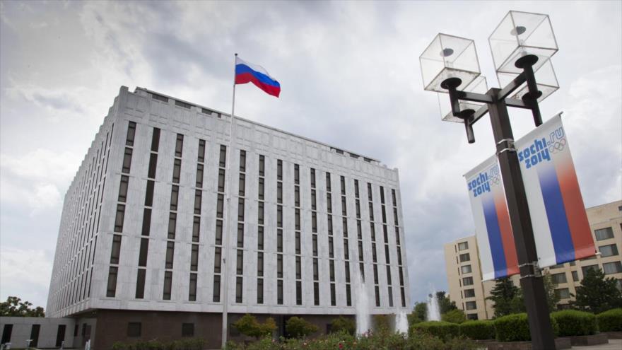 Una vista general de la sede diplomática de Rusia en Washington, capital de EE.UU.