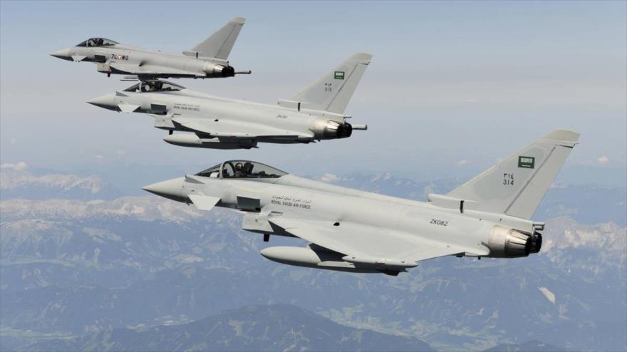 Cazas Eurofighter Typhoon de la Real Fuerza Aérea de Arabia Saudí.