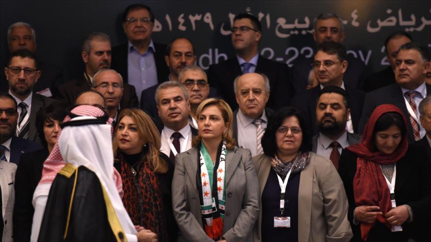 Oposición siria acuerda sentarse con Damasco en mesa de diálogo | HISPANTV