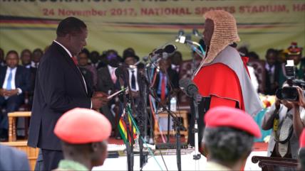 Mnangagwa toma las riendas de Zimbabue como presidente