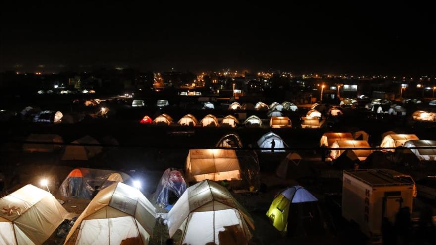 Balance de víctimas del seísmo en Irán se eleva a 483 muertos