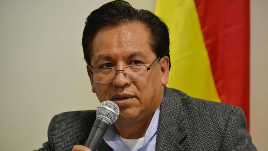 El ministro de la Presidencia de Bolivia, René Martínez, en una conferencia de prensa. 
