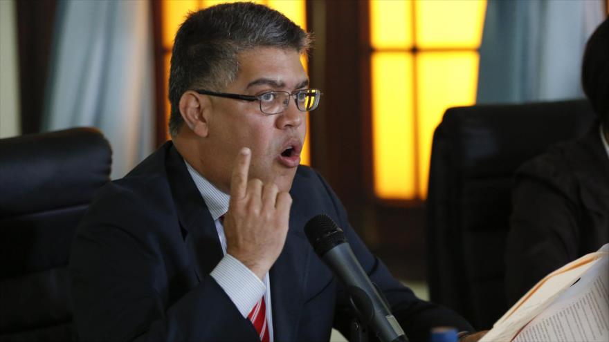 Elías Jaua, representante del Gobierno venezolano en la mesa de diálogo con la oposición, durante un discurso en Caracas.