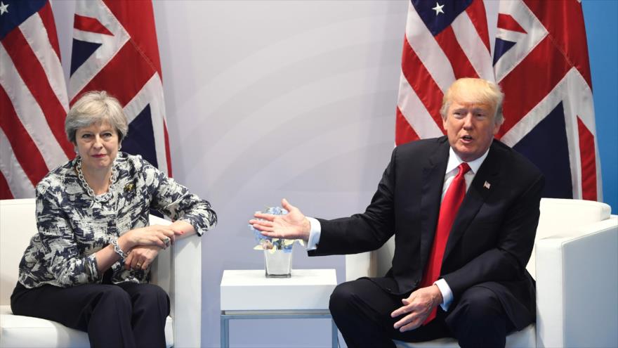 El presidente de EE.UU., Donald Trump, y la premier británica, Theresa May, en una reunión al margen de la Cumbre del G20, Hamburgo, 8 de julio de 2017.