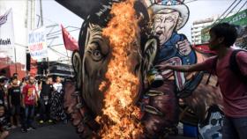 Vídeo: Manifestantes filipinos queman efigies de Duterte y Trump