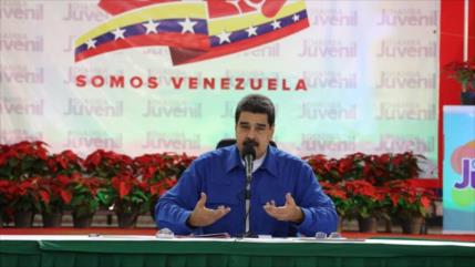 Maduro: Sentamos a la MUD en la mesa de diálogo definitivamente