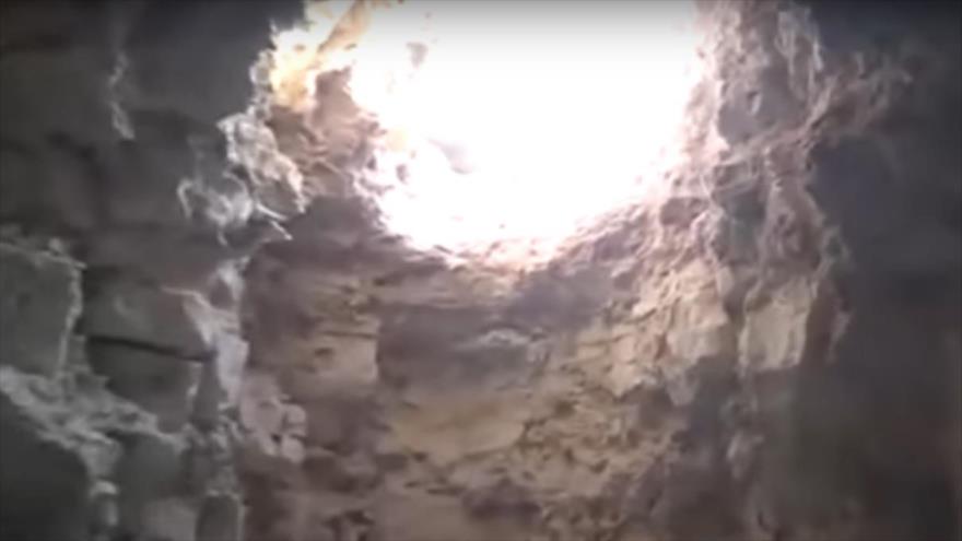 Fuerzas iraníes destruyen red de túneles de Daesh en Deir Ezzor