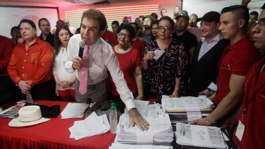 El candidato de izquierda a la Presidencia de Honduras Salvador Nasralla, Tegucigalpa, 29 noviembre de 2017.