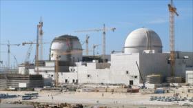 Yemeníes lanzan misil contra central nuclear de Abu Dabi 