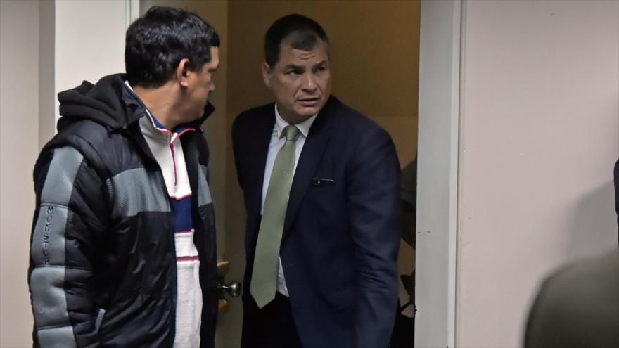 Correa alerta: Moreno busca apoderarse de tres funciones estatales