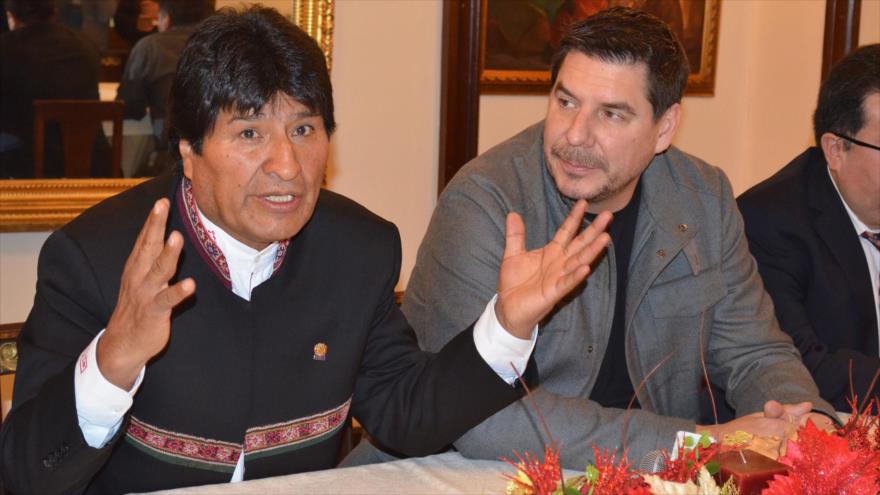 El presidente de Bolivia, Evo Morales, habla en una conferencia de prensa en el Palacio de Gobierno, 7 de diciembre de 2017.