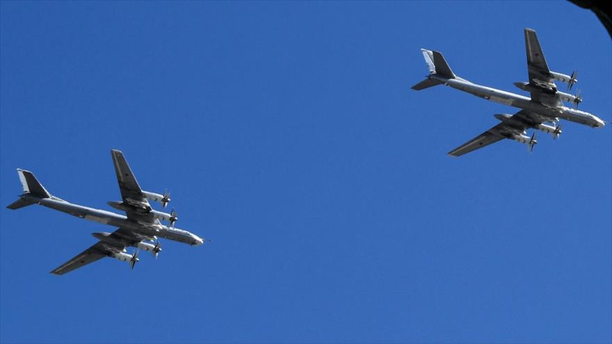 Vídeo: Bombarderos rusos vuelan por primera vez cerca de Ecuador