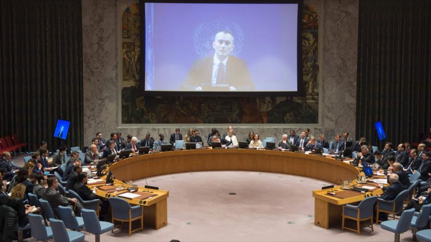 El enviado de la ONU para Oriente Medio, Nikolay Mladenov, habla en una sesión del Consejo de Seguridad de las Naciones Unidas (CSNU), 17 de enero de 2017.