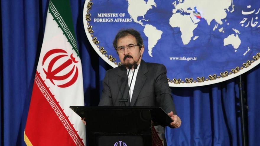 El portavoz del Ministerio de Exteriores de Irán, Bahram Qasemi, ofrece una rueda de prensa en Teherán, la capital persa.