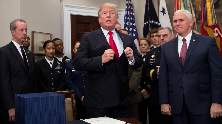 El presidente de EE.UU., Donald Trump, habla durante un acto en la Casa Blanca, Washington, 12 de diciembre de 2017.