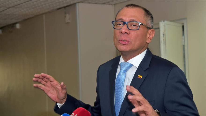 El vicepresidente de Ecuador, Jorge Glas, durante una rueda de prensa antes de ingresar a una audiencia en Quito, la capital, 8 de diciembre de 2017.